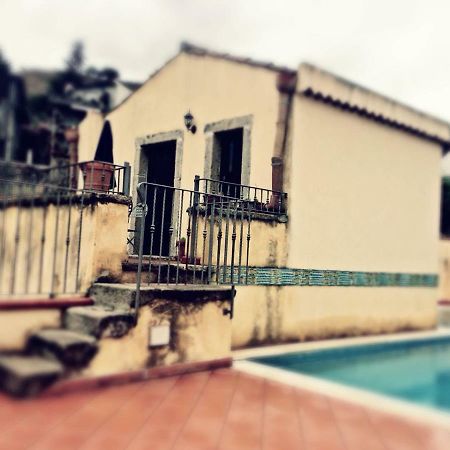 לטויאני The Clock Houses Borgo Gallodoro מראה חיצוני תמונה